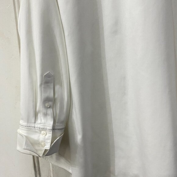 Chicos No Iron Sz 3 (XL) Women's White Blouse Shirt Long Sleeve Black Stitching - Picture 6 of 9